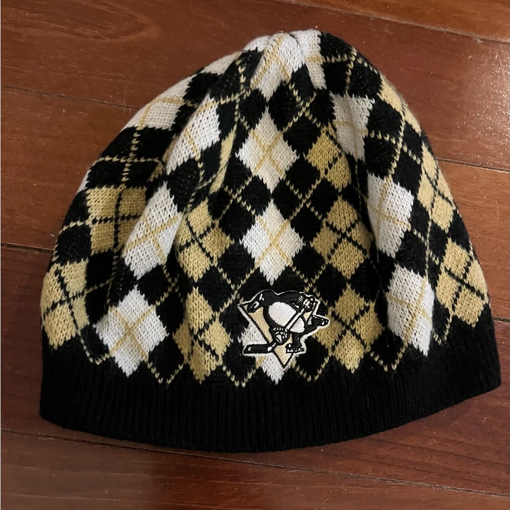 Pittsburgh Penguins NHL Black and Gold Argyle Knit Beanie